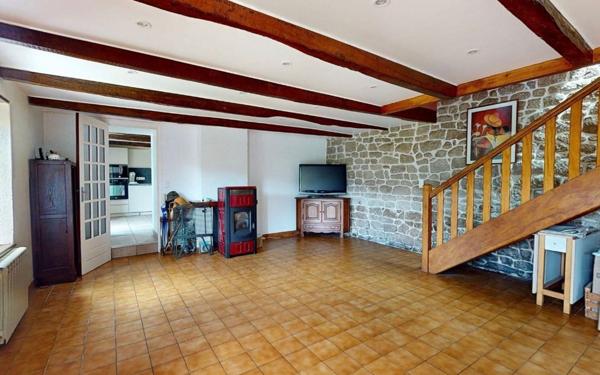 Maison à vendre    7 pièces •  Plouray