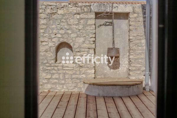 Maison
         4 pièces
        - 80 m² Bien prestige 595 000 € *