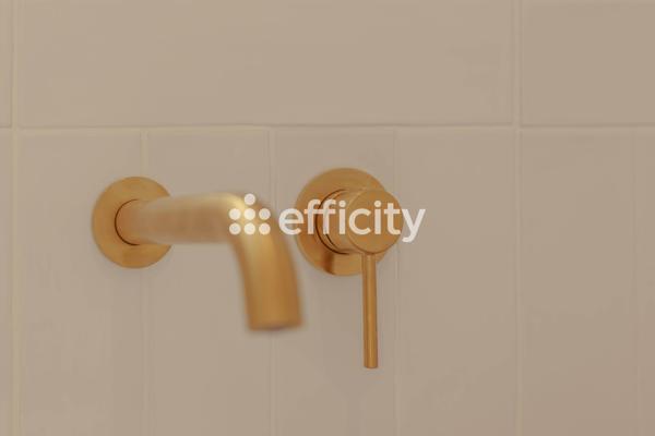 Maison
         4 pièces
        - 80 m² Bien prestige 595 000 € *