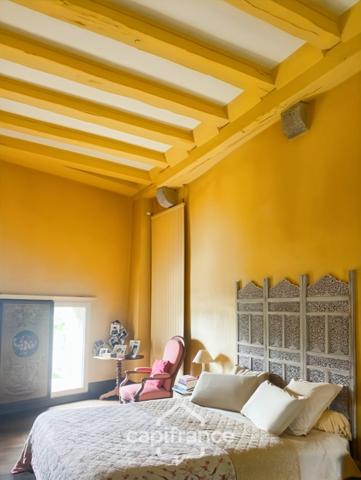 Château à vendre au coeur du bocage bourbonnais sur un parc de 1,5 Ha