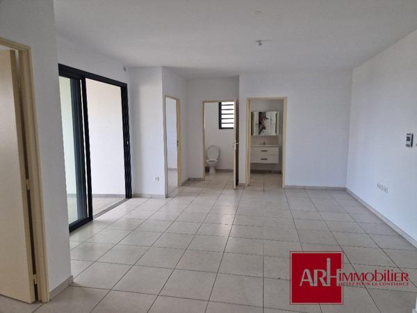 A LOUER APPT T3 ST PIERRE AVEC VUE MER