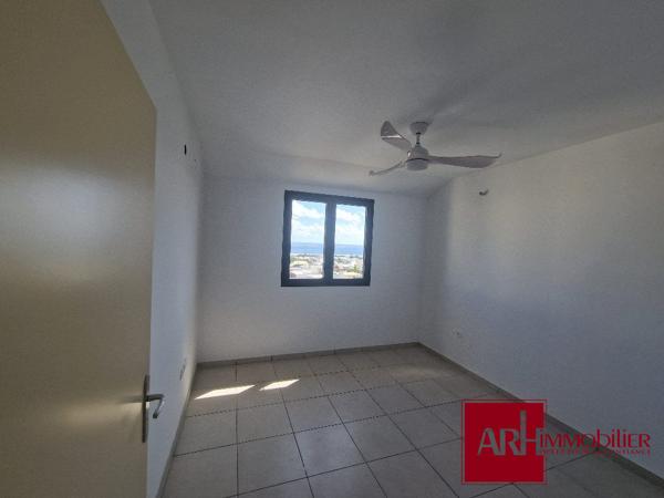 A LOUER APPT T3 ST PIERRE AVEC VUE MER
