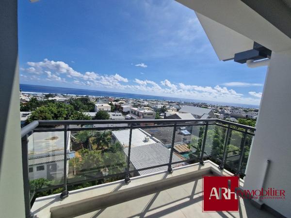 A LOUER APPT T3 ST PIERRE AVEC VUE MER
