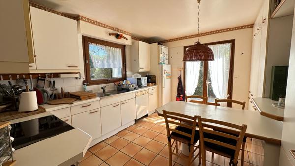 Fouesnant, Beg-Meil, grande maison familiale, plages à pieds !