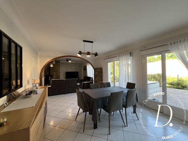 Maison 207 m² sans vis-à-vis – Gîte indépendant, espace balnéo et vue dégagée