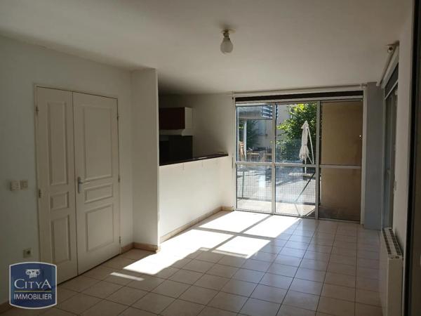 Appartement à louer 1 pièce 36.86m² Blois (41000)