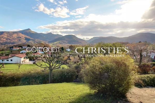 À vendre Urrugne - Villa vue montagnes à 15 minutes de Saint-Jean-de-Luz