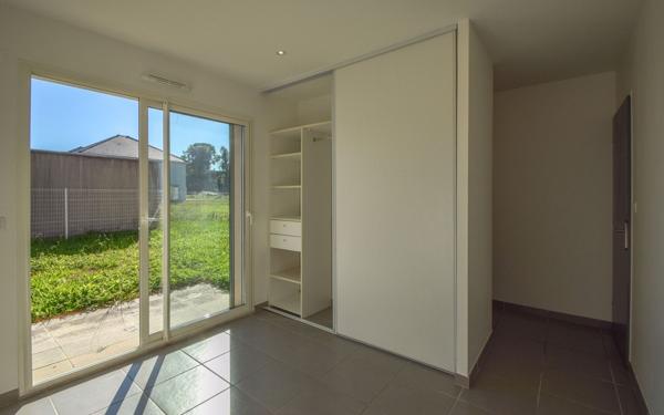 Maison à vendre    5 pièces •  Idron