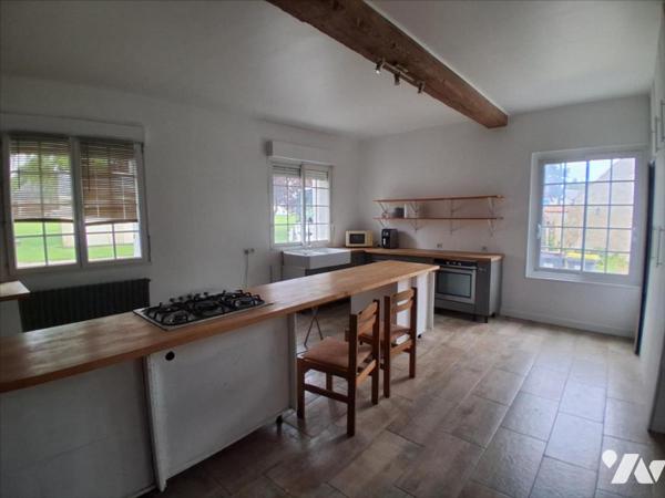 Commune de Fonsomme : longère rénovée - 3 ch et dépendance aménagée en studio - jardin