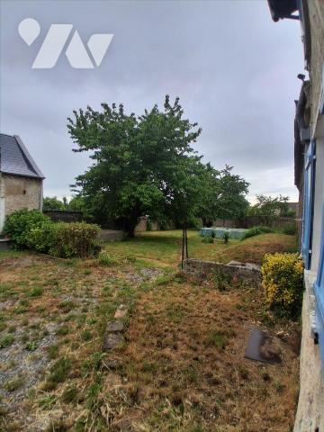 Commune de Fonsomme : longère rénovée - 3 ch et dépendance aménagée en studio - jardin
