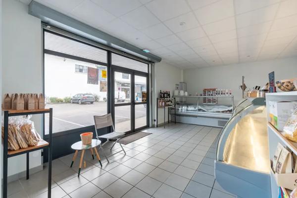local professionnel 4 pièces 122m² à vendre à Amou
