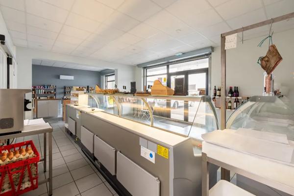 local professionnel 4 pièces 122m² à vendre à Amou