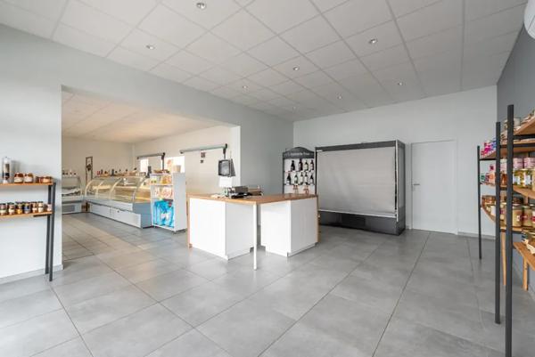 local professionnel 4 pièces 122m² à vendre à Amou