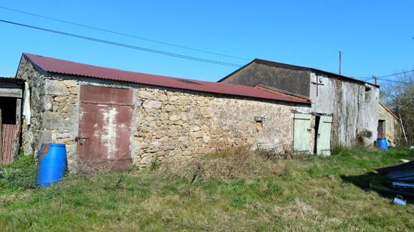 GRANGE À RENOVER SUR SAINT FULGENT 2 pièce(s) 82 m2