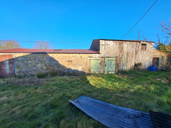 GRANGE À RENOVER SUR SAINT FULGENT 2 pièce(s) 82 m2