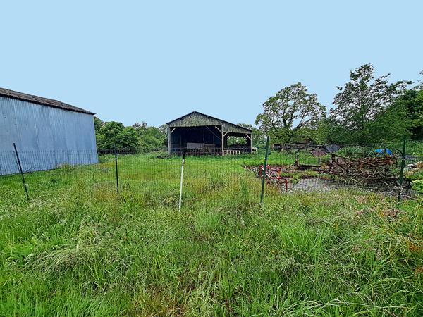 GRANGE À RENOVER SUR SAINT FULGENT 2 pièce(s) 82 m2
