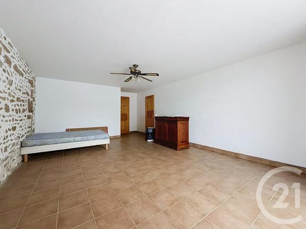Maison à vendre  3 pièces - 126,80 m 2   GLENIC  - 23