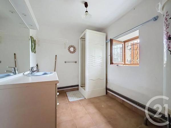 Maison à vendre  3 pièces - 126,80 m 2   GLENIC  - 23