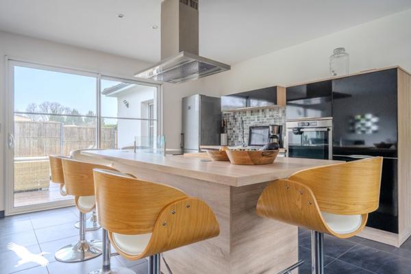 Maison à vendre |                                       Fargues-Saint-Hilaire |                                        5 pièces  |  127 m²