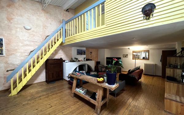 Appartement à vendre    3 pièces • 112 m2 Pézenas