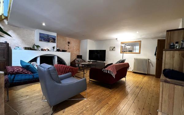 Appartement à vendre    3 pièces • 112 m2 Pézenas