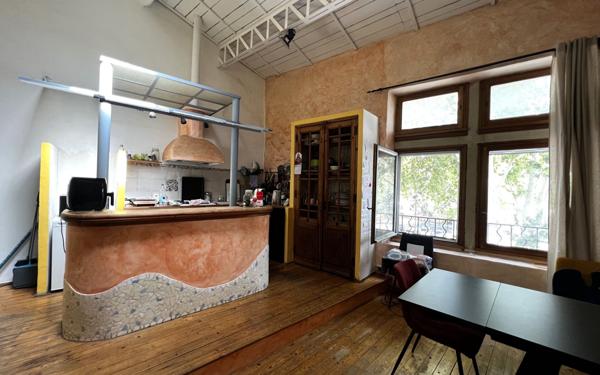 Appartement à vendre    3 pièces • 112 m2 Pézenas