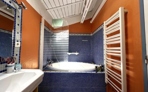 Appartement à vendre    3 pièces • 112 m2 Pézenas