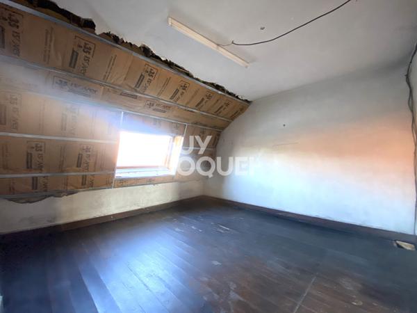 Maison à vendre à Armentières - Un potentiel exceptionnel à saisir !