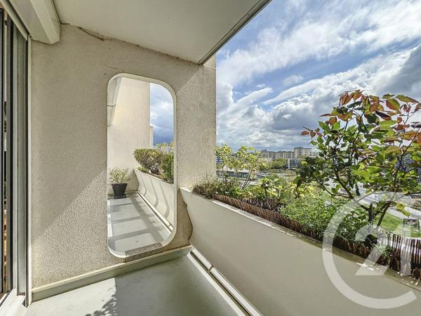 Appartement Duplex à vendre  6 pièces - 121 m2 NOISY LE GRAND - 93