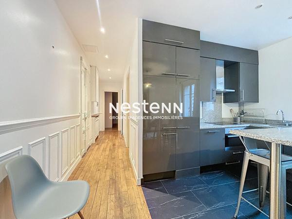 Exclusivité - A vendre - Paris 17 : appartement 3 pièces - 54m² - charme de l'ancien - ascenseur - balconnets - refait à neuf - DPE D - cave