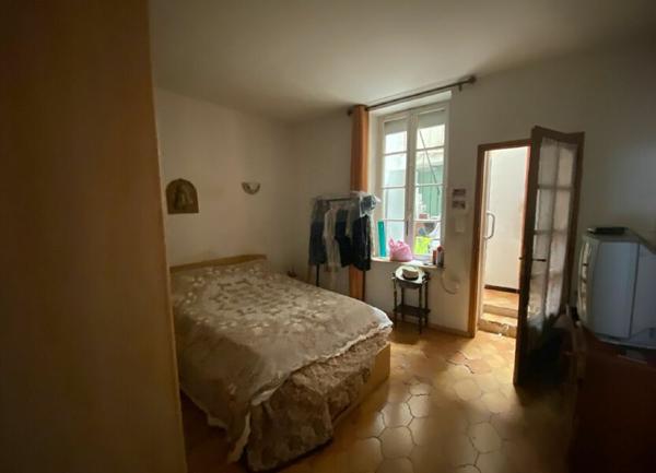 Maison à vendre    6 pièces •  Bollène