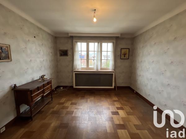 Maison traditionnelle 9 pièces de 170 m² à Deuil-la-Barre (95170)