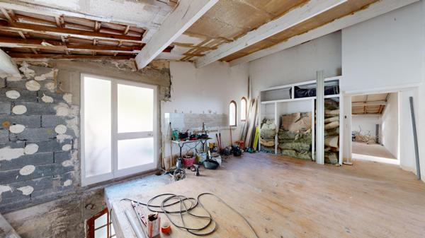 Revest-les-Roches (06830) Bâtisse de Caractère 420 m² sur 6000m2 de terrain | Projet Idéal – Investissement ou Gîte