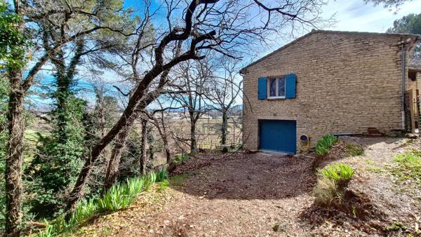 Maubec (84660) MAISON EN PIERRE AU COEUR DU LUBERON