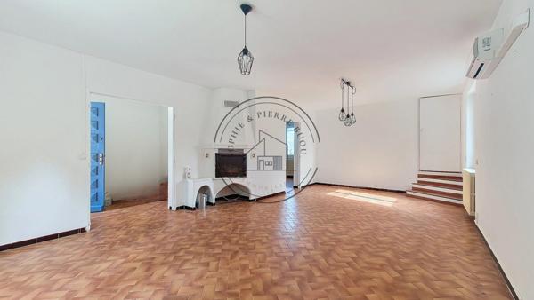 Maubec (84660) MAISON EN PIERRE AU COEUR DU LUBERON