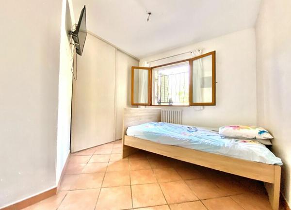 Maison à vendre    5 pièces •  Grasse