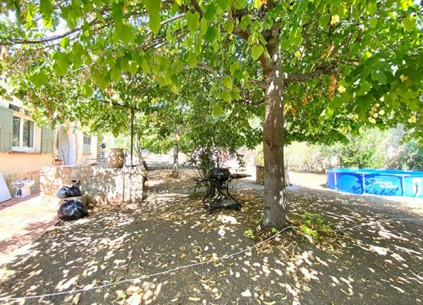 Maison à vendre    5 pièces •  Grasse