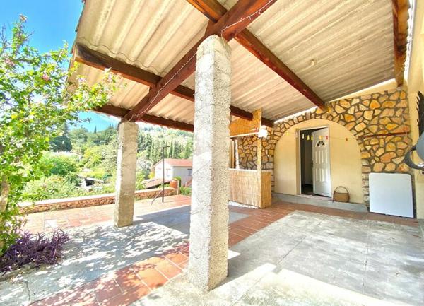 Maison à vendre    5 pièces •  Grasse