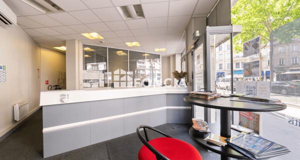 À vendre Local commercial 5 pièces 72 m² - Lyon 69007