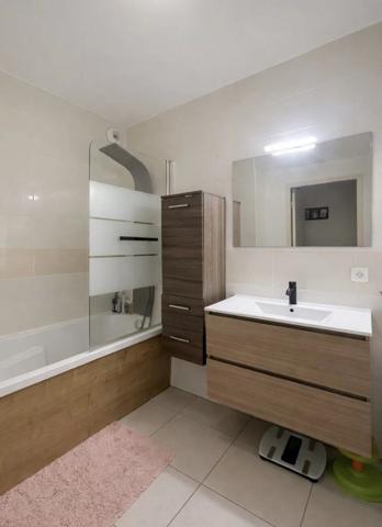 Vente Appartement 4 pièces 79 m2 à Sarrola-Carcopino