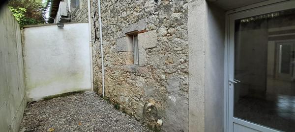 Cologne (32430) Maison de Village 115m² - 4 Chambres - Cour - Proche Commodité