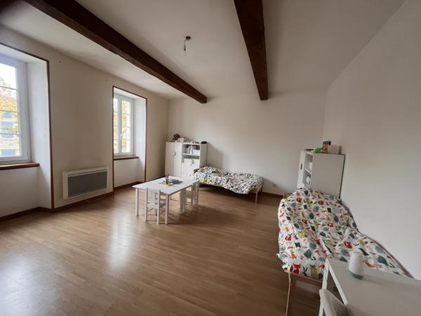 Cologne (32430) Maison de Village 115m² - 4 Chambres - Cour - Proche Commodité