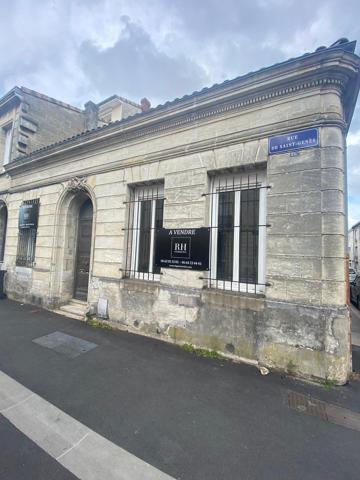 Bordeaux centre - T2 en Pierre Traversant avec Terrasse et Jardin
