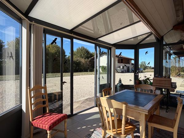 Bel ensemble sur grand terrain attenant