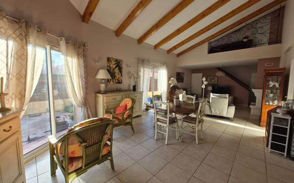 Maison à vendre    4 pièces •  Prades