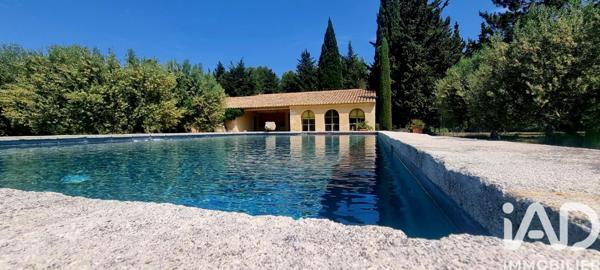 Maison à vendre 14 pièces 350 m² Barbentane