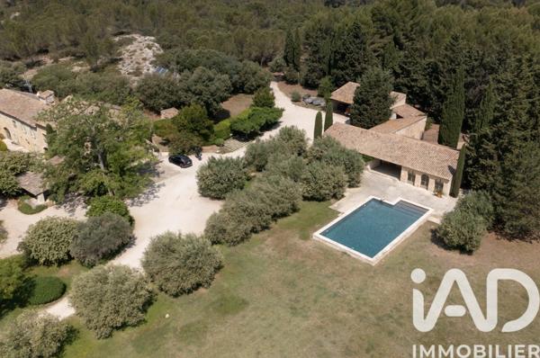 Maison à vendre 14 pièces 350 m² Barbentane