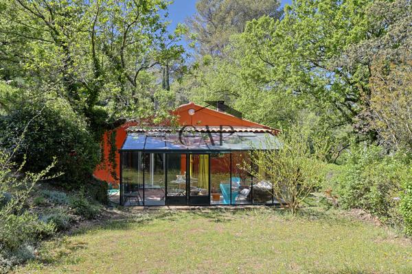 Aix-en-Provence (13100) Propriété confidentielle sur 3,7 hectares à Aix-en-Provence