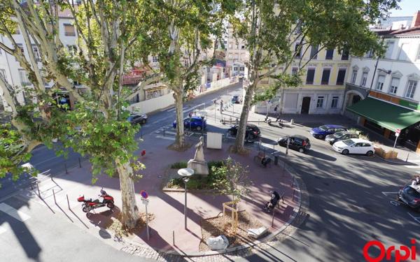 Appartement à vendre    1 pièce •  Lyon 9