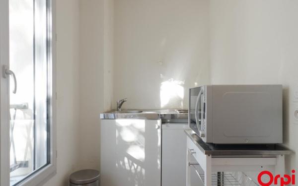 Appartement à vendre    1 pièce •  Lyon 9